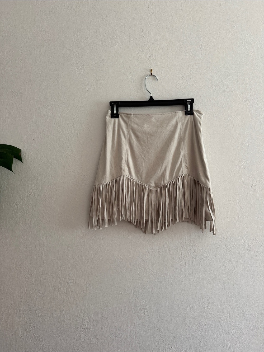 Suede Fringe Mini Skirt (white)